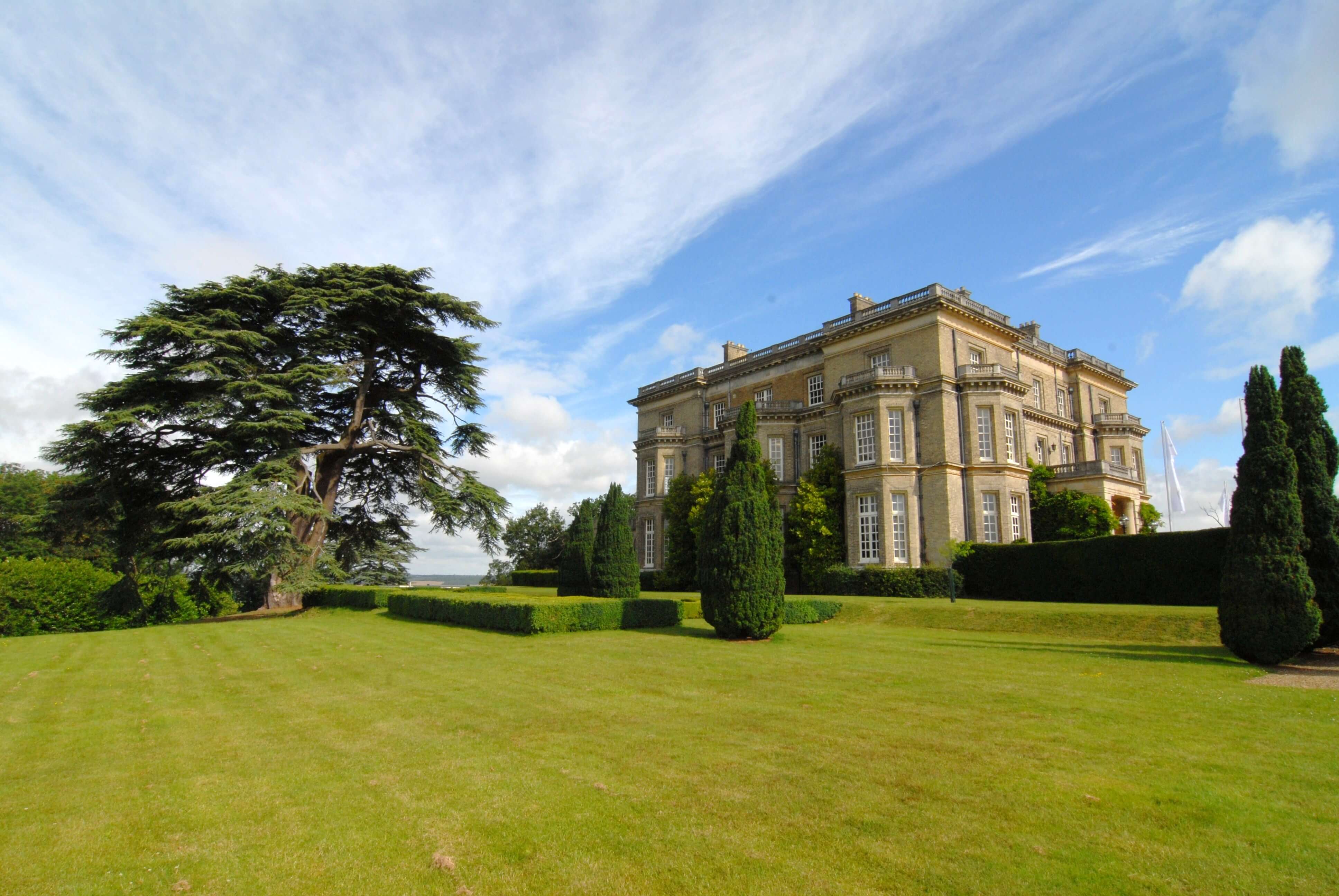 Hedsor House Exterior Shot 33061787298 O (1)